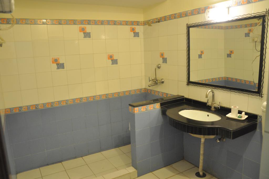 Sajjan Niwas Hotel 3*