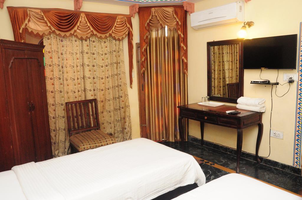 Hotel Sajjan Niwas Jaipur