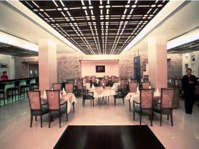 Hotel V Sarovar Portico Mi Road Jaipur