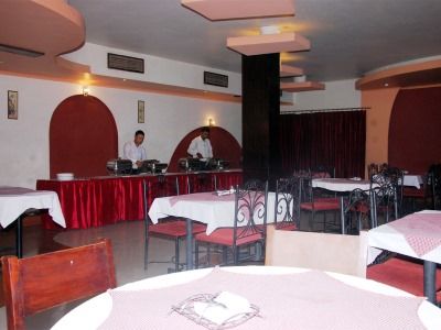 Palms Hotel 2*