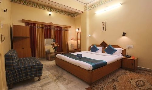 Hotel Bani Park
