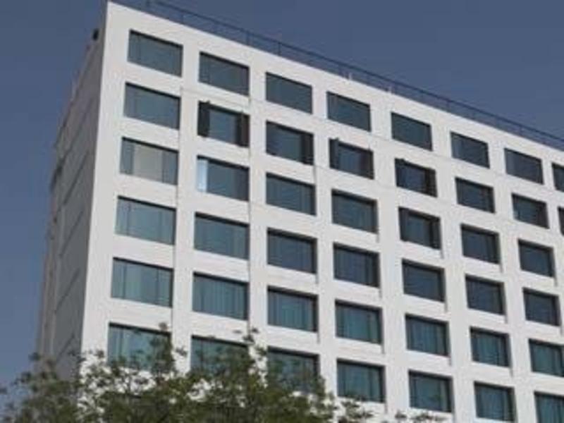 Ramada By Wyndham North 4*