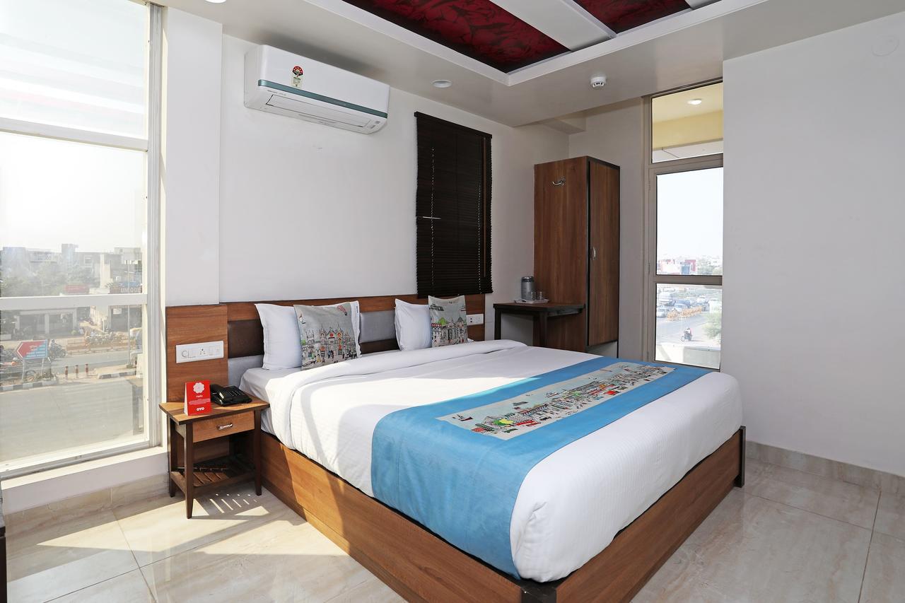 Hotel Oyo 10191 Vinayak 3*