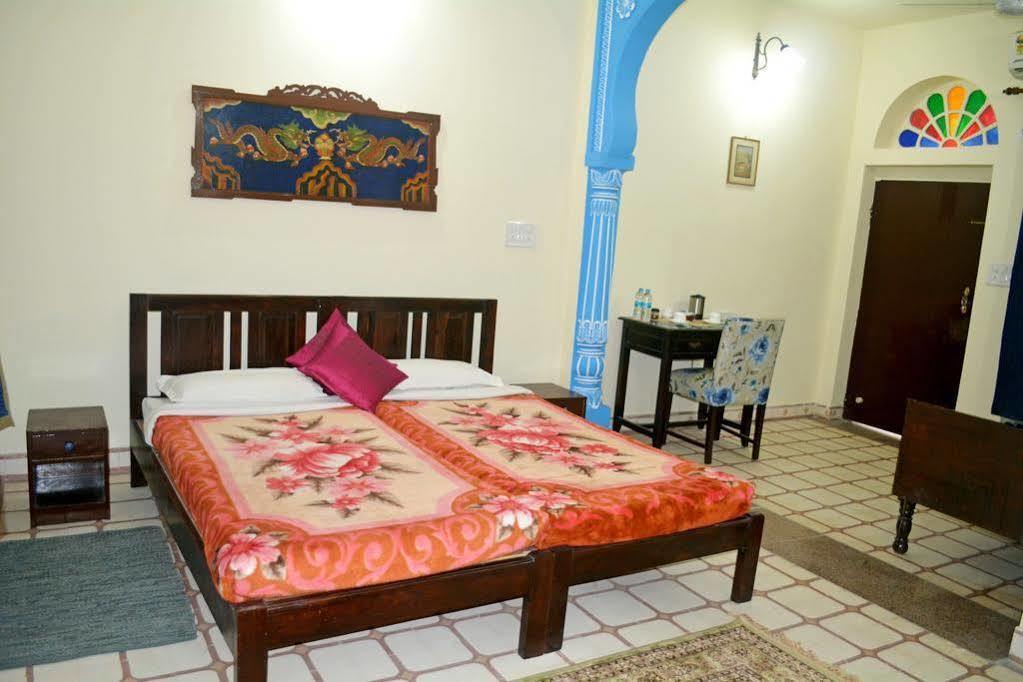 Hotel Haveli Kalwara - A Heritage 2*