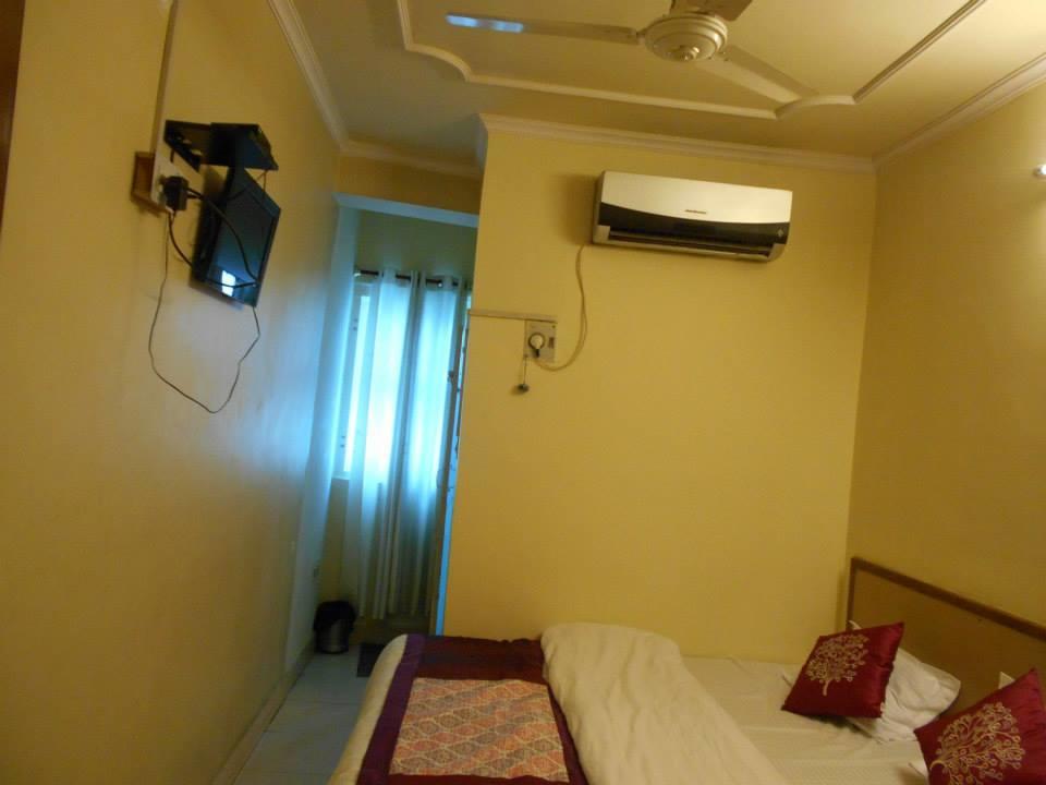 Hotel Paul Avenue 3*