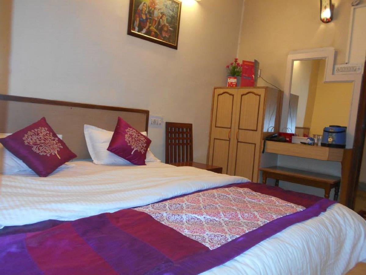 Hotel Paul Avenue 3*