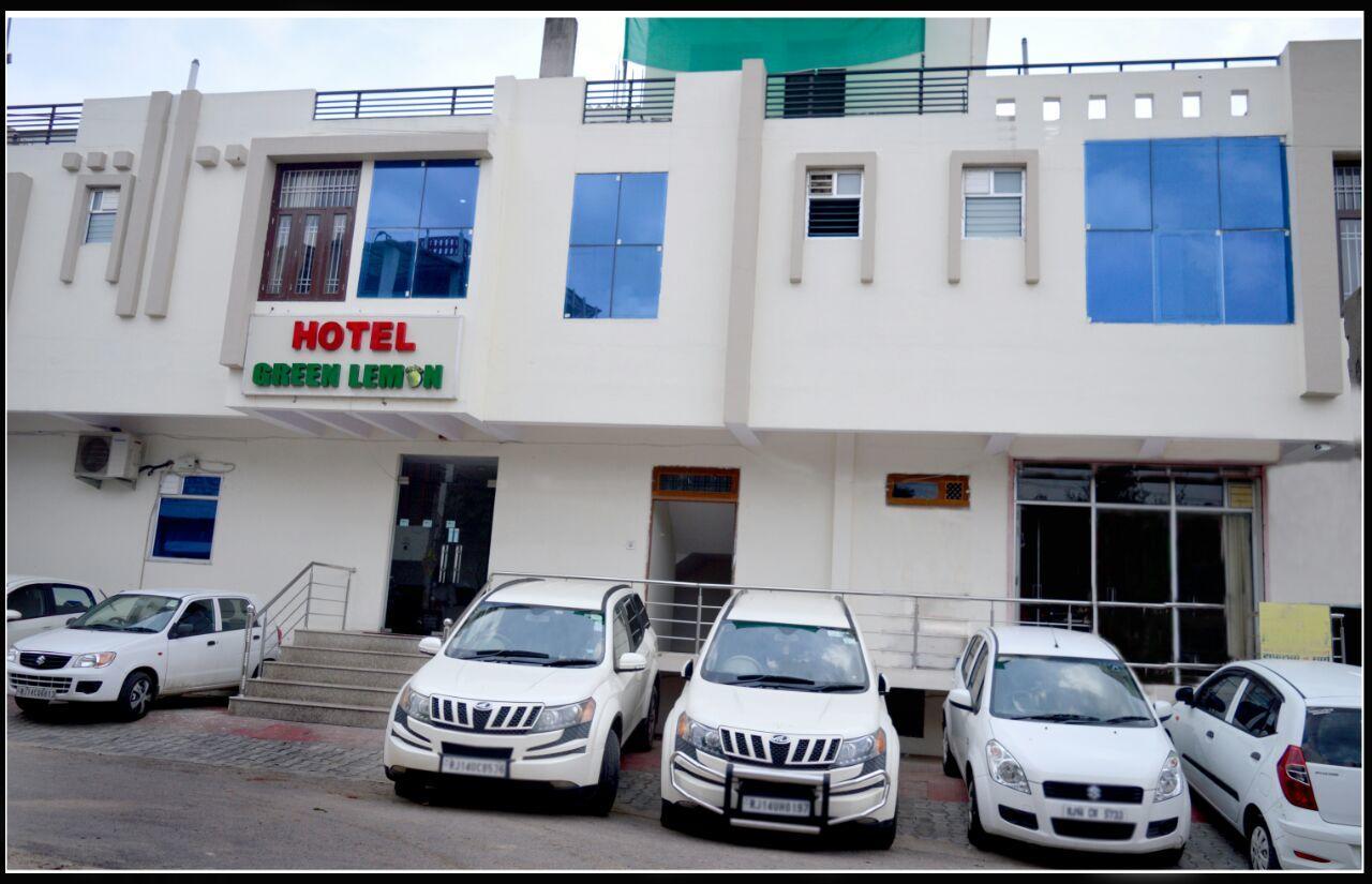Oyo 6697 Lemon Hotel 2*
