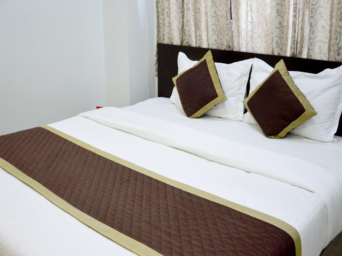 Hotel Oyo 6697 Lemon 2*