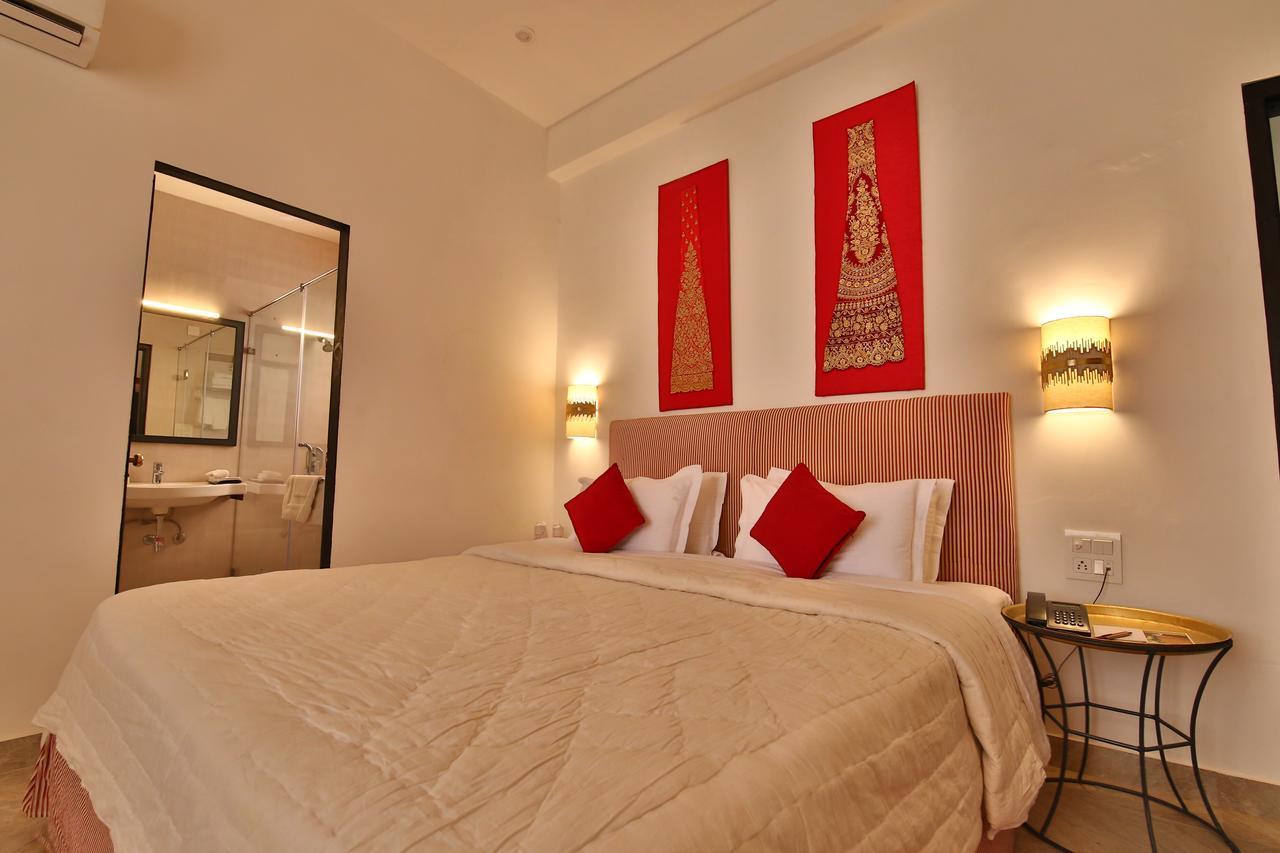 243 Hotel 3*