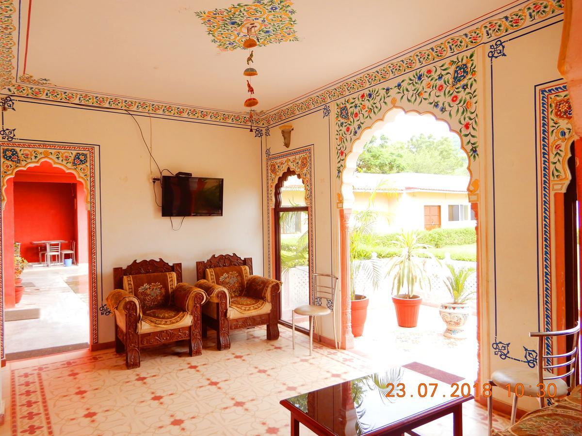 Maharaja Palace Samode 3*