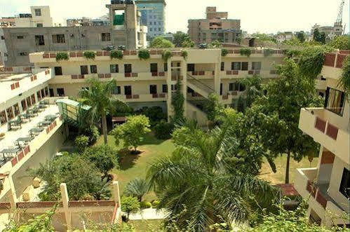 Palms Hotel Jaipur