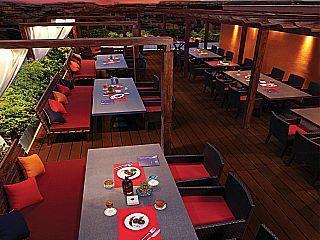 Vrisa Hotel 3*