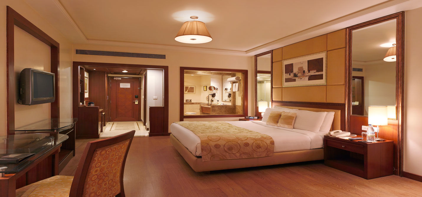 Hotel Lemon Tree Premier,