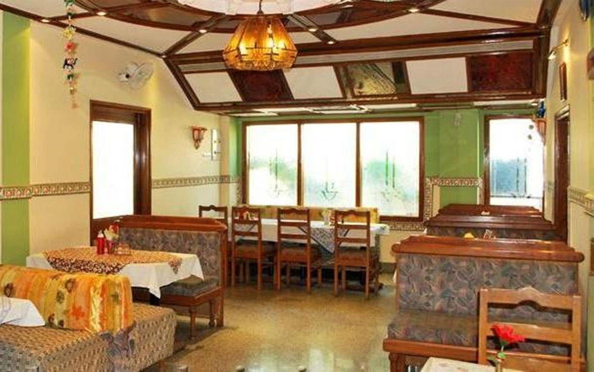 Bani Park Hotel Jaipur