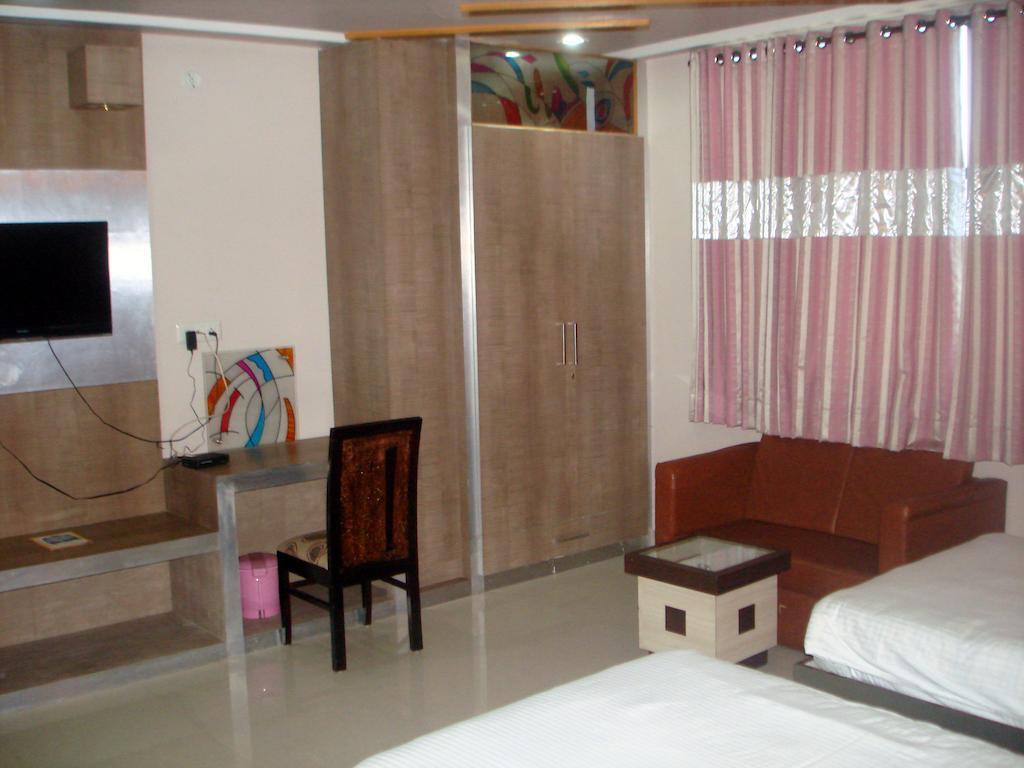 Shivam Paradise Jaipur