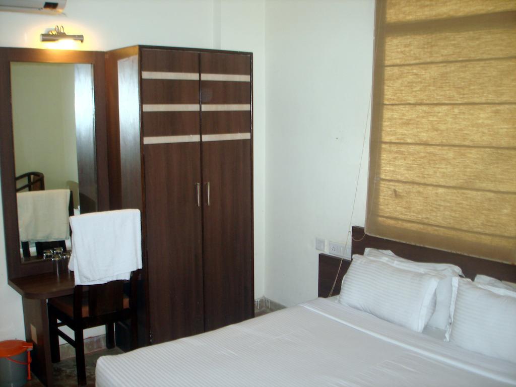 Hotel Shivam Paradise 3*
