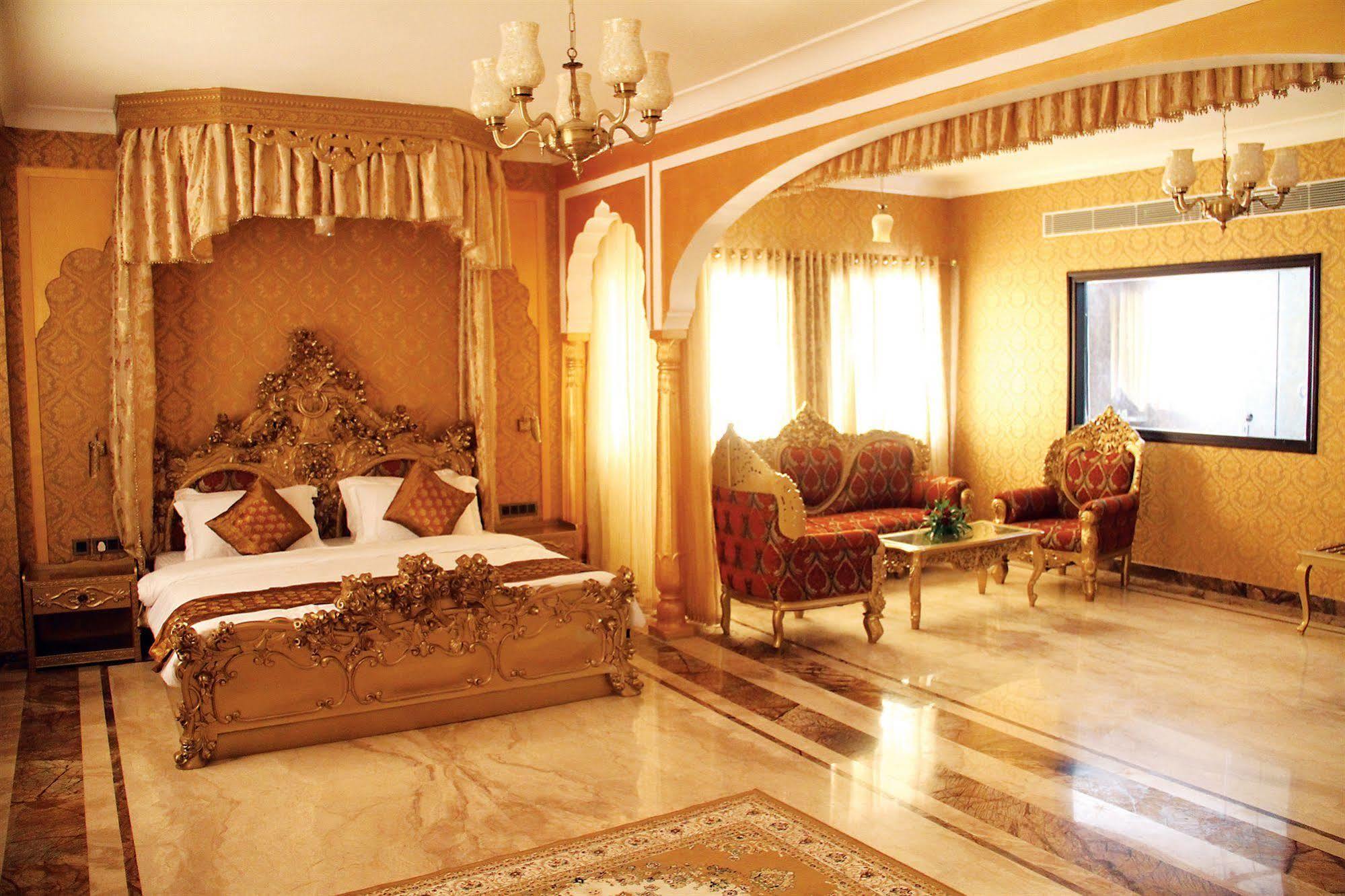Welcomheritage Traditional Haveli Hotel