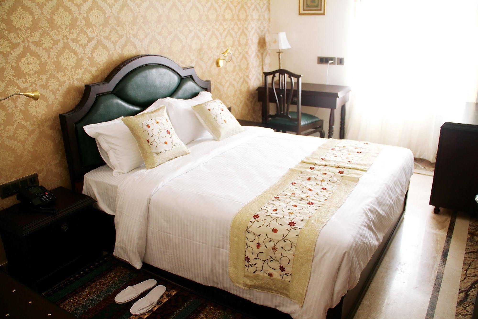 Welcomheritage Traditional Haveli Hotel