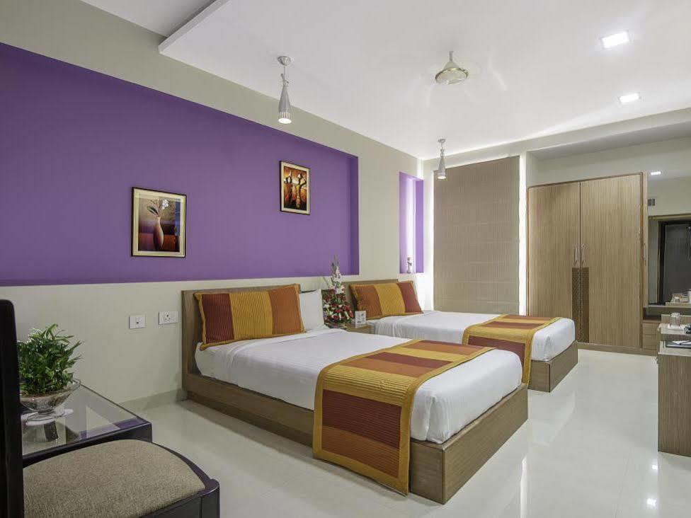 Yash Regency Hotel 3*