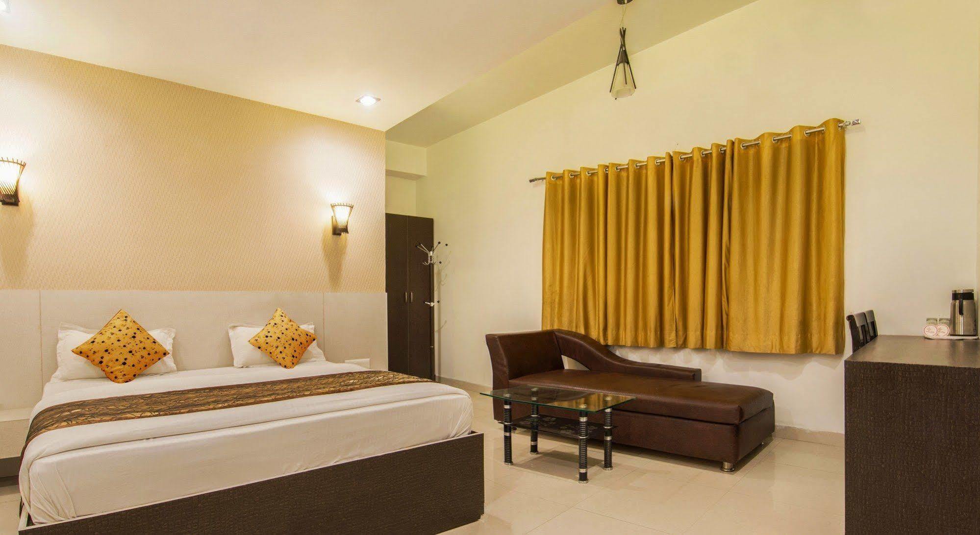 Hotel Metropolitan 3*