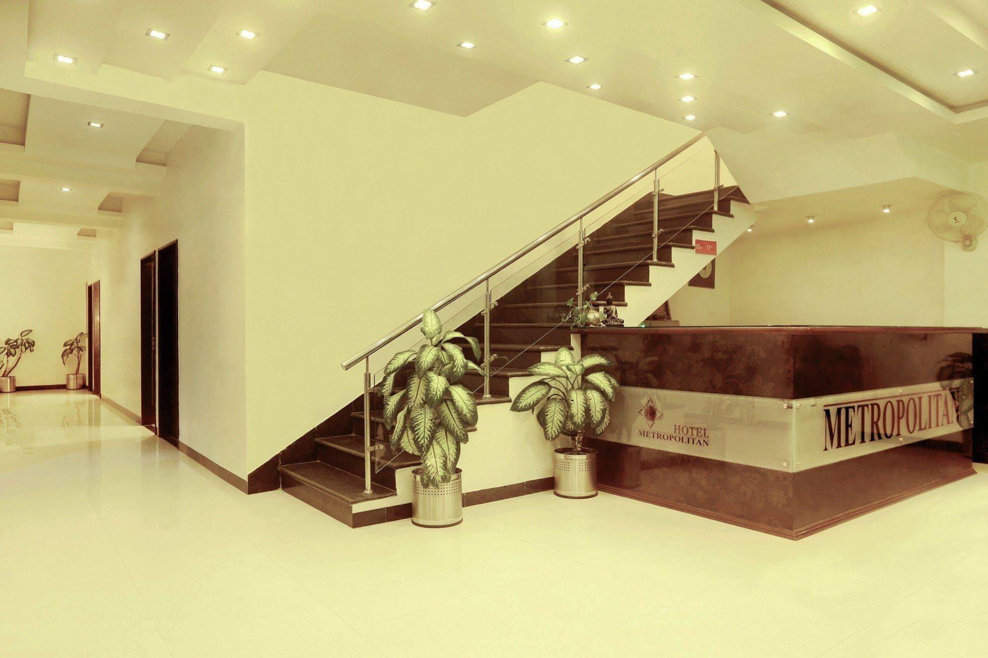 Hotel Metropolitan 3*