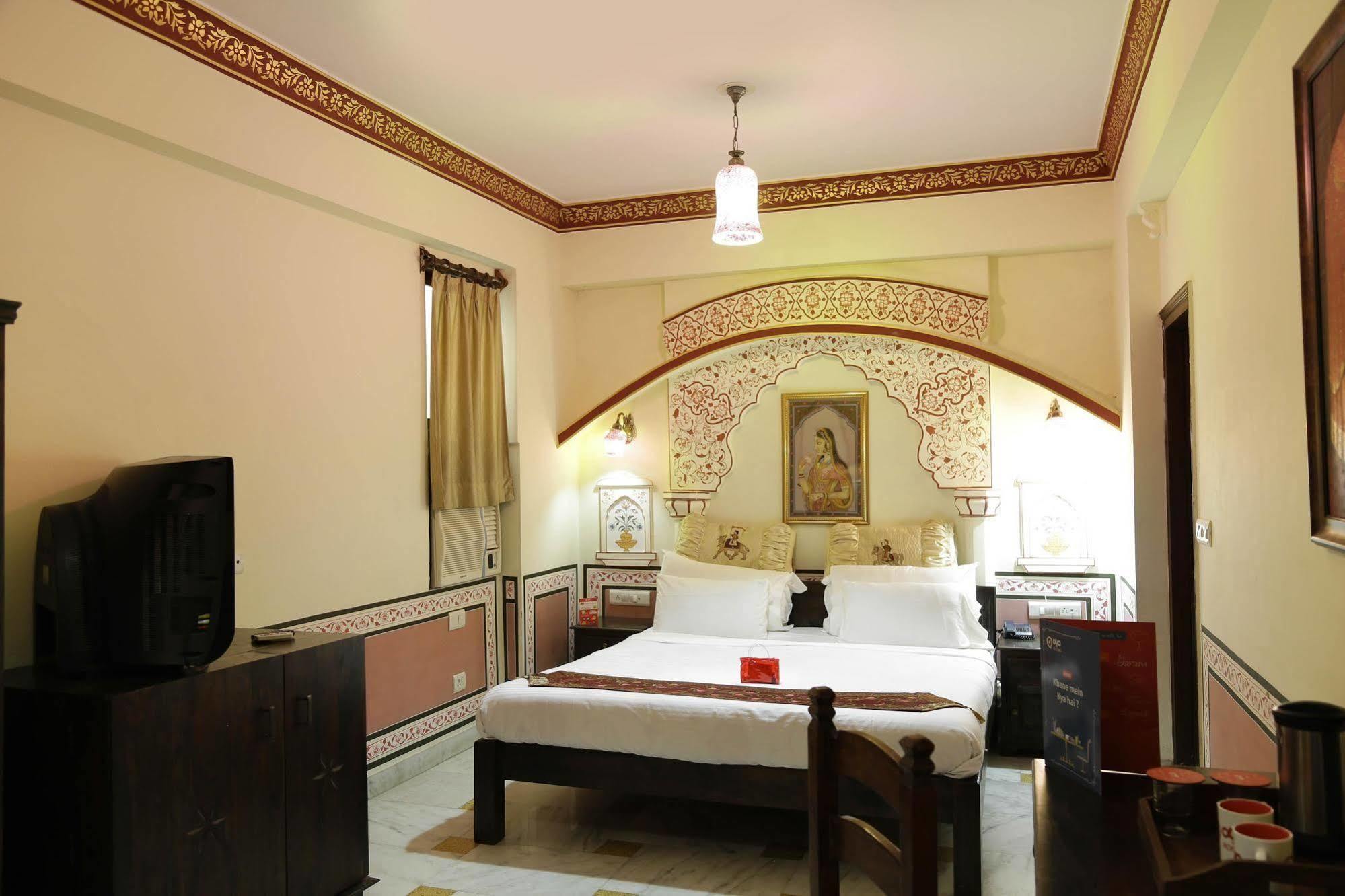 Oyo Heritage Hawa Sadak