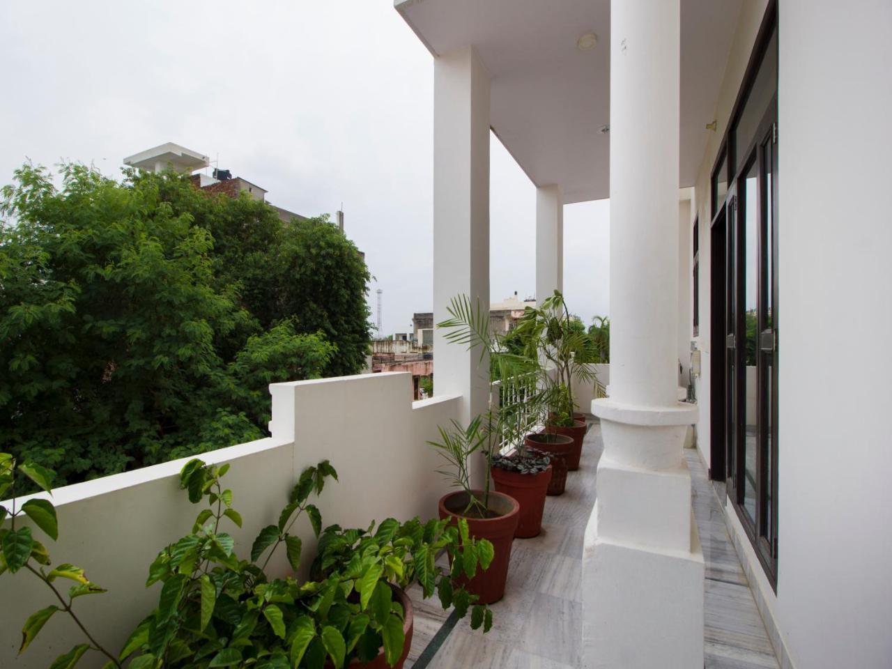 Fabhotel Hotel
