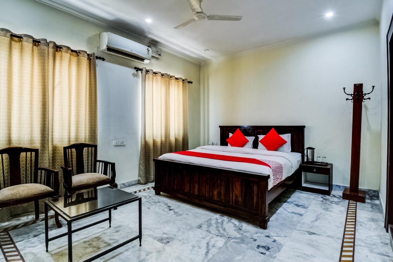 Guest house Oyo 22400 Lichana Haveli 3*