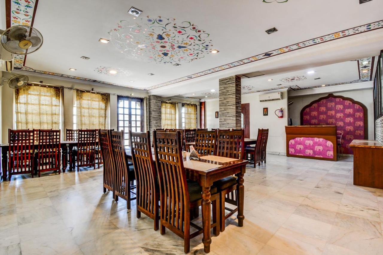 Oyo 22400 Lichana Haveli