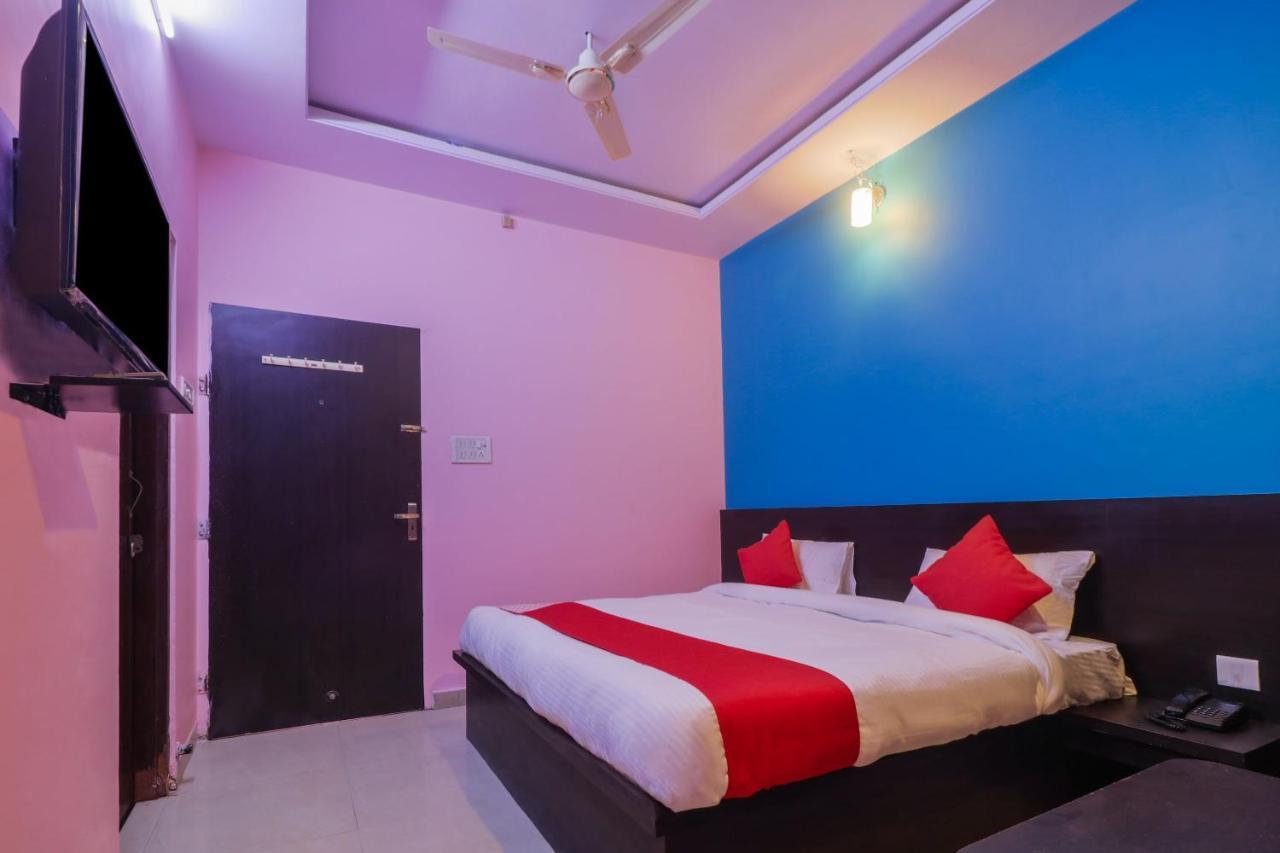 Hotel O Shivam Palace 3*