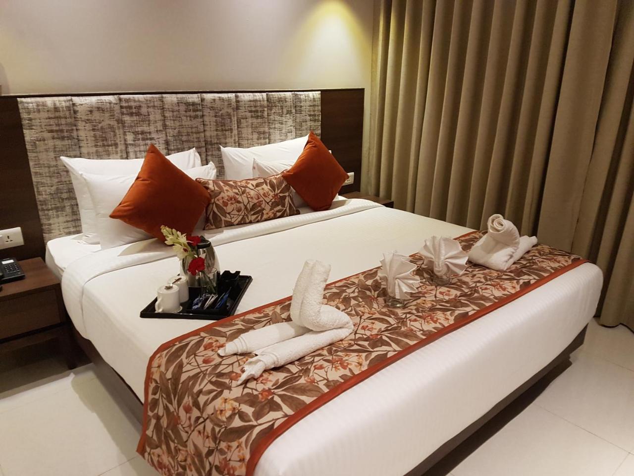 Sumaditya Hotel