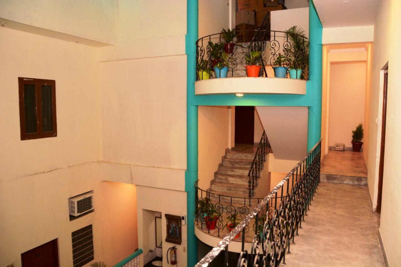 Hotel Sugandh Retreat Jaipur