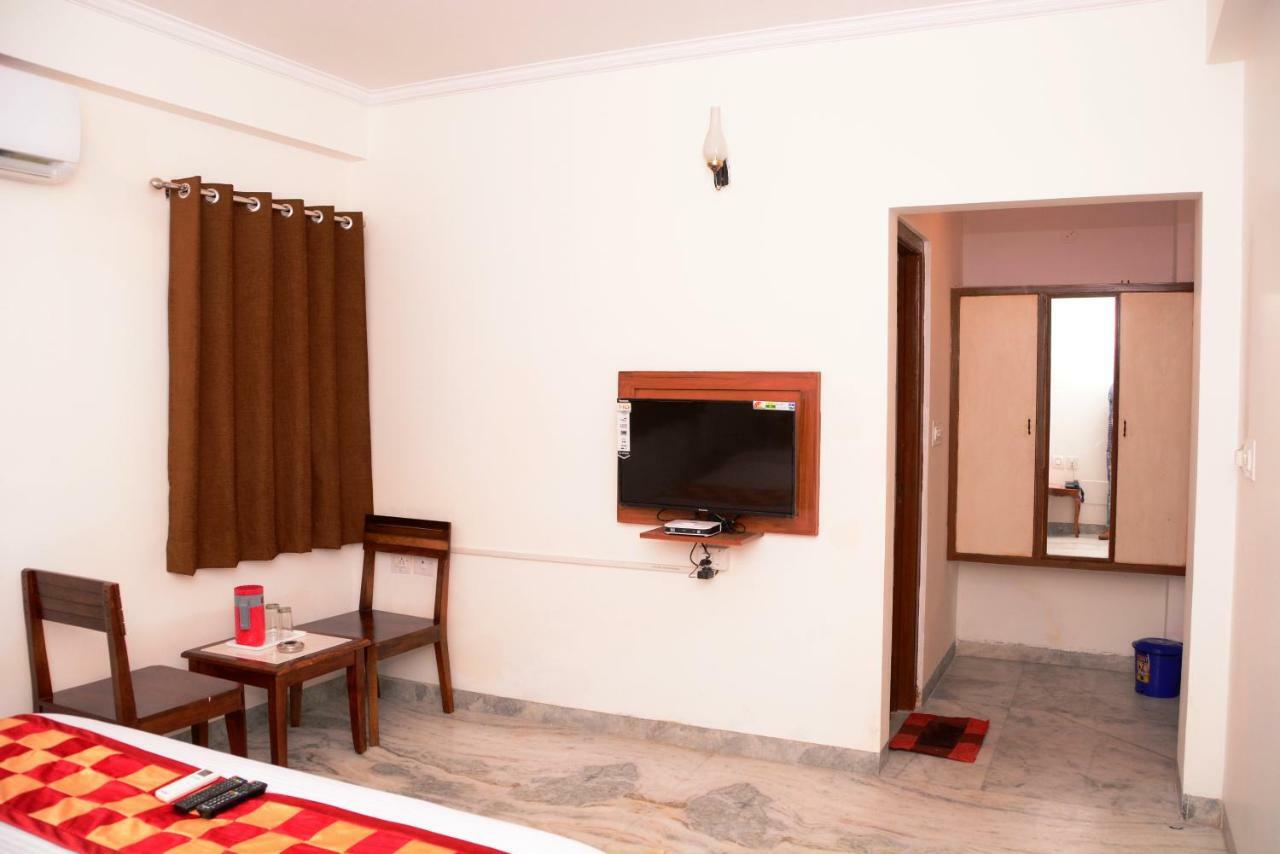 Sugandh Retreat Hotel