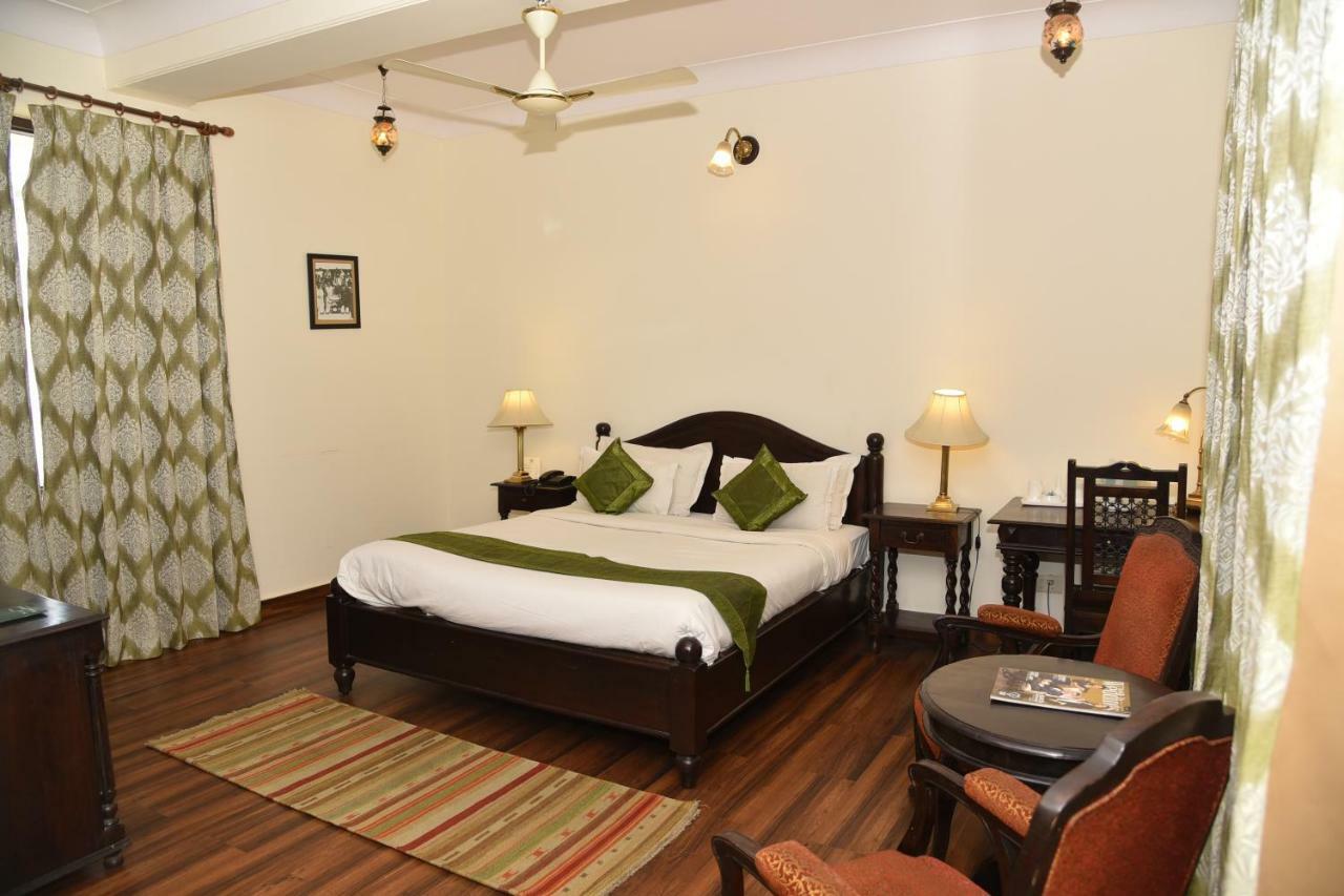 Heritage Khandwa Haveli Hotel