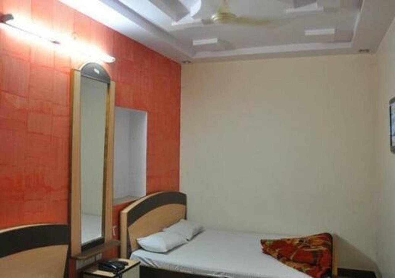 Hotel Archana *