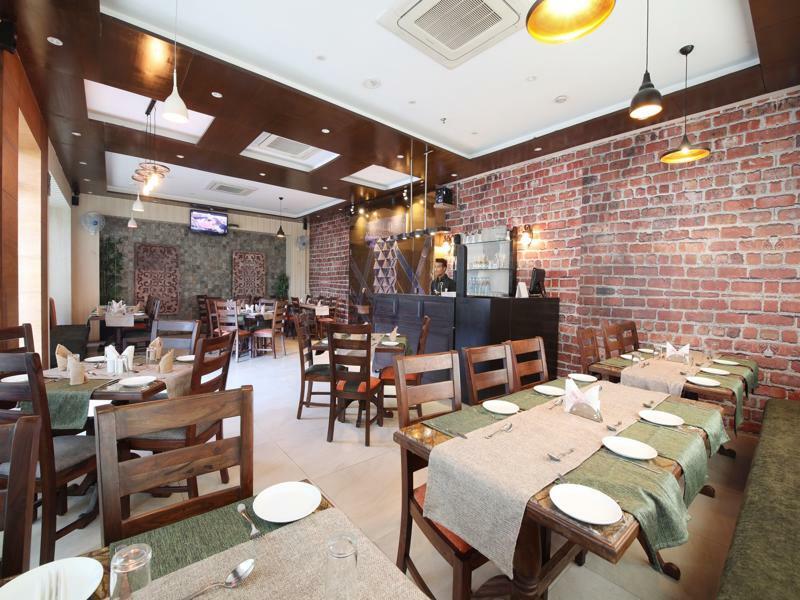 Fabhotel Radiant Star Lalkothi
