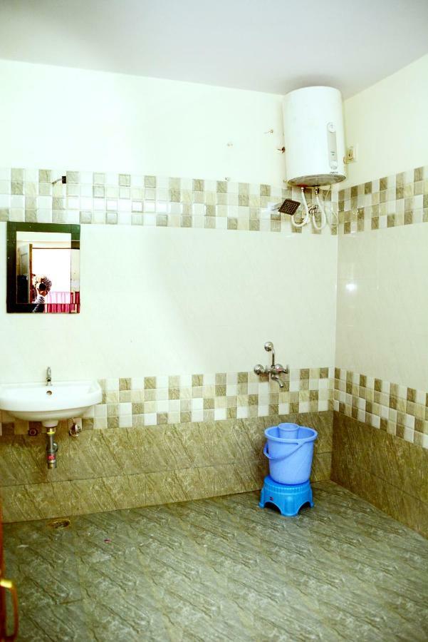 Hotel Classic Near Train Station Jaipur