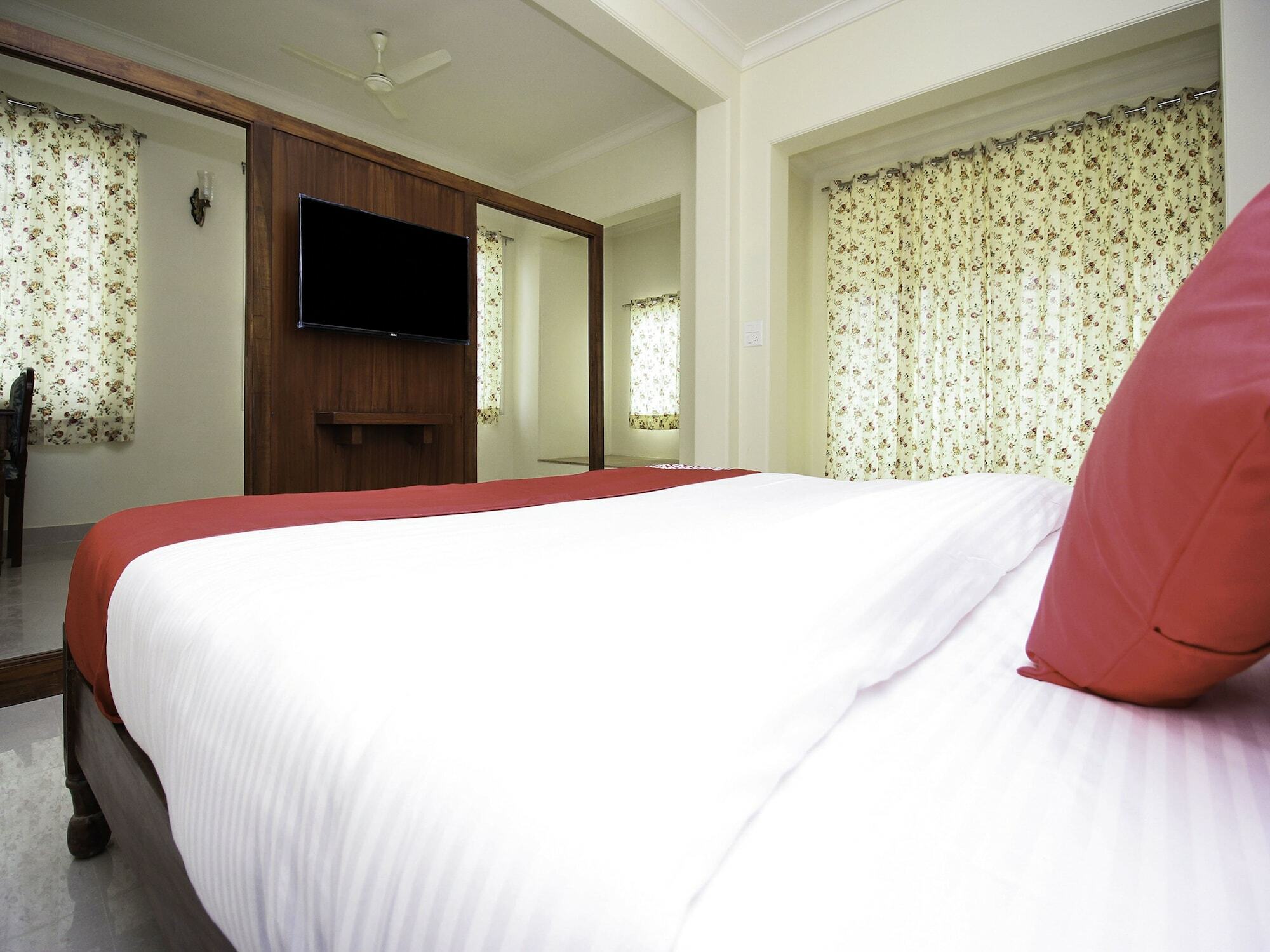 Hotel Oyo 18308 Kishanpur Haveli 3*