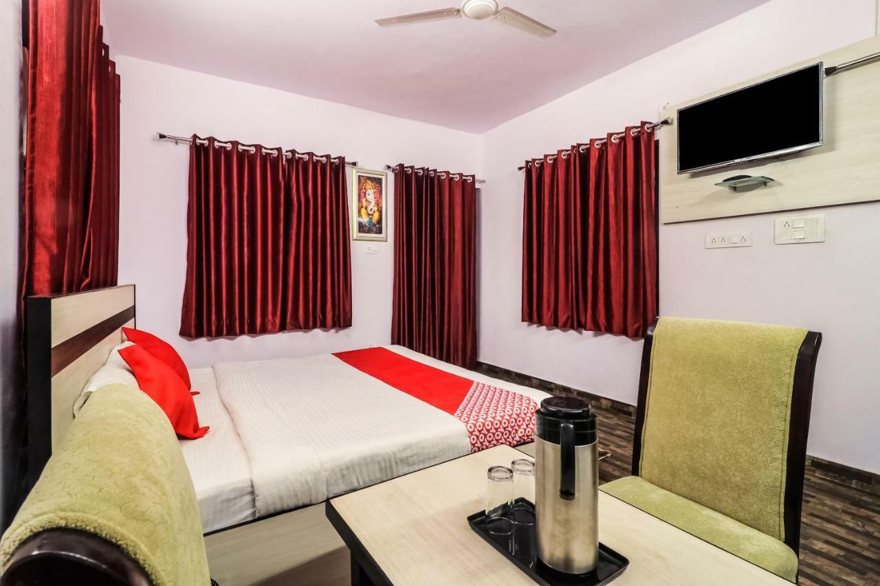 Oyo 23553 Padamgarh Residency