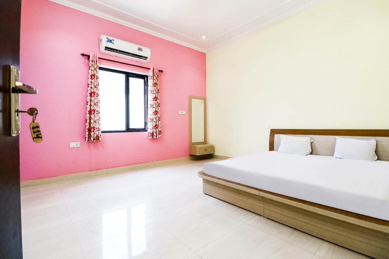 Spot On 46858 Jharkhand Palace Hotel Jaipur