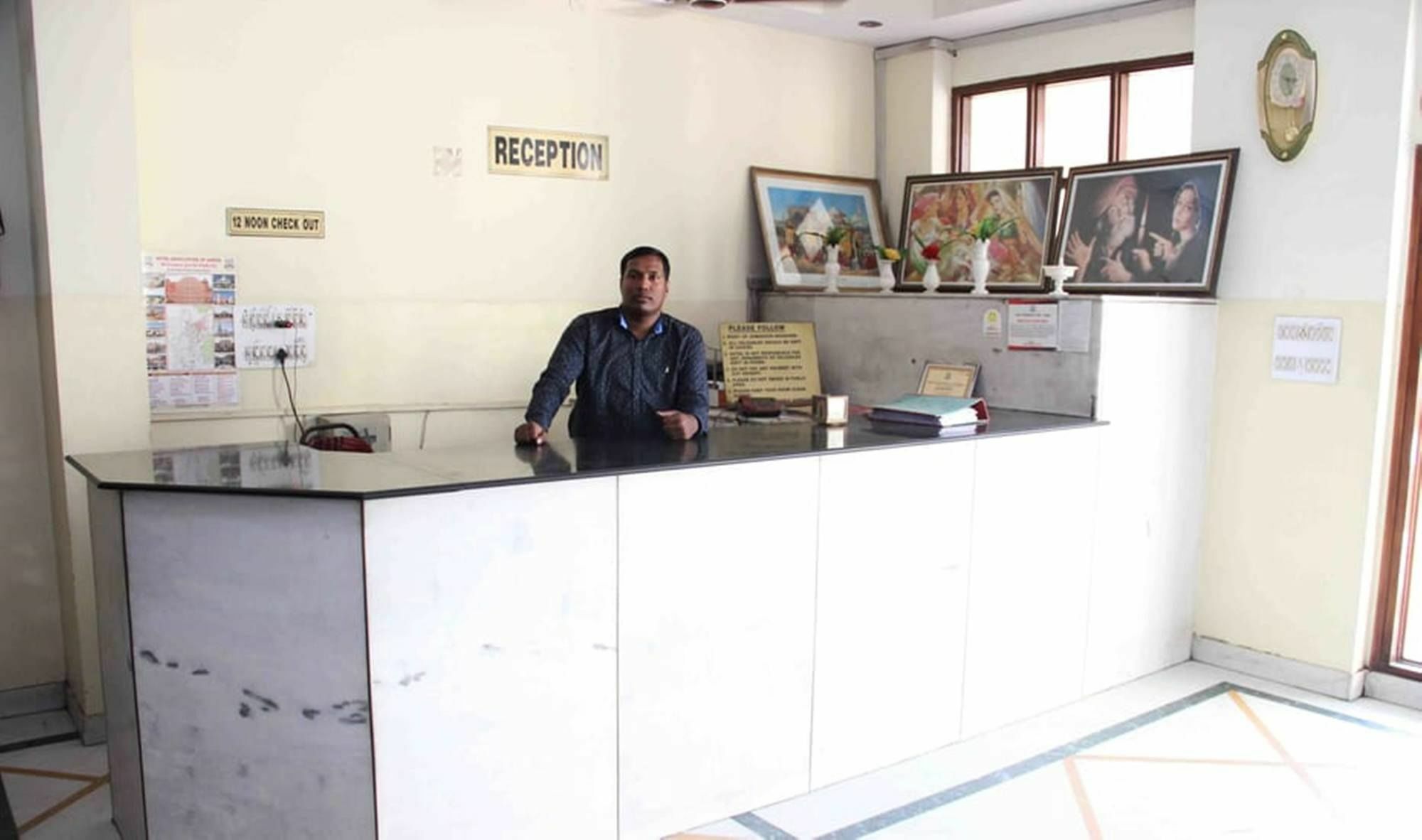 Padmini Palace 2*
