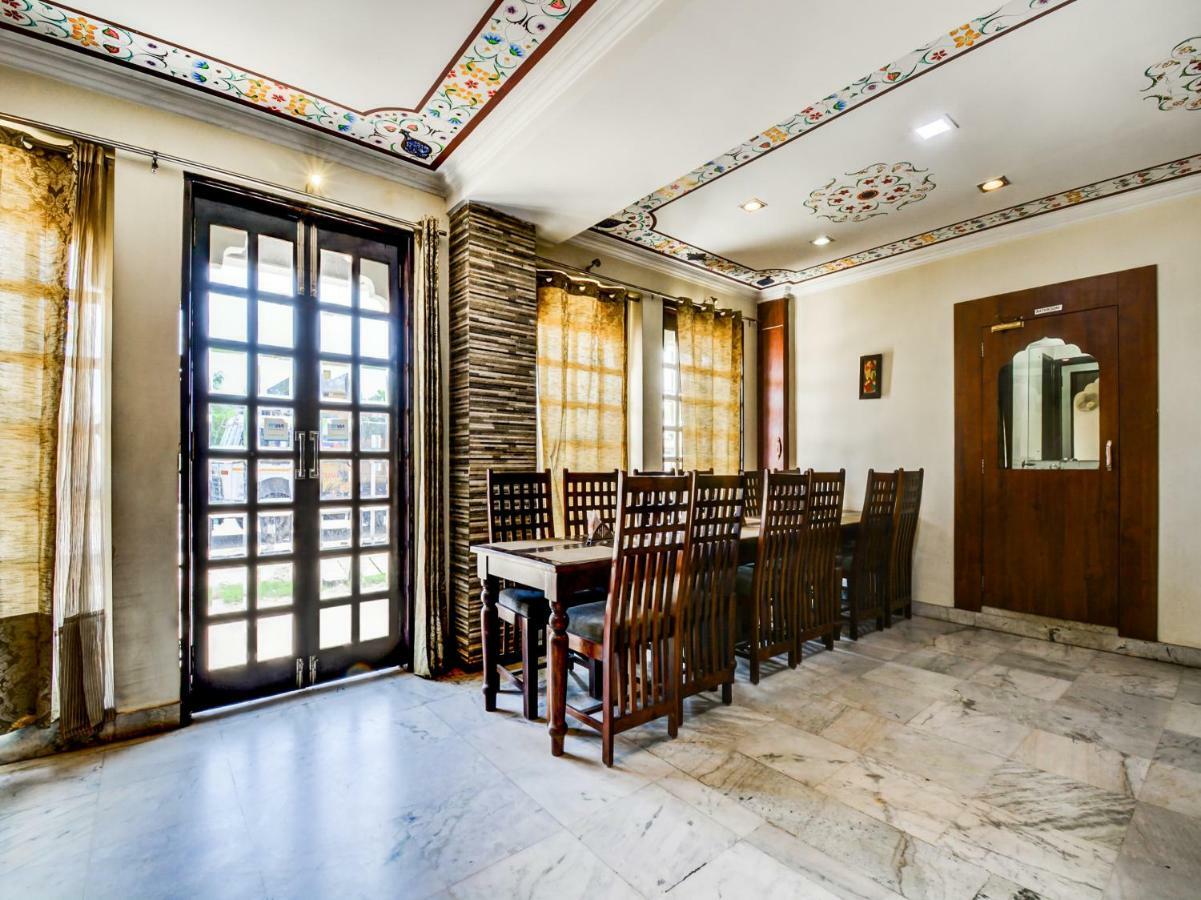 Oyo 22400 Lichana Haveli