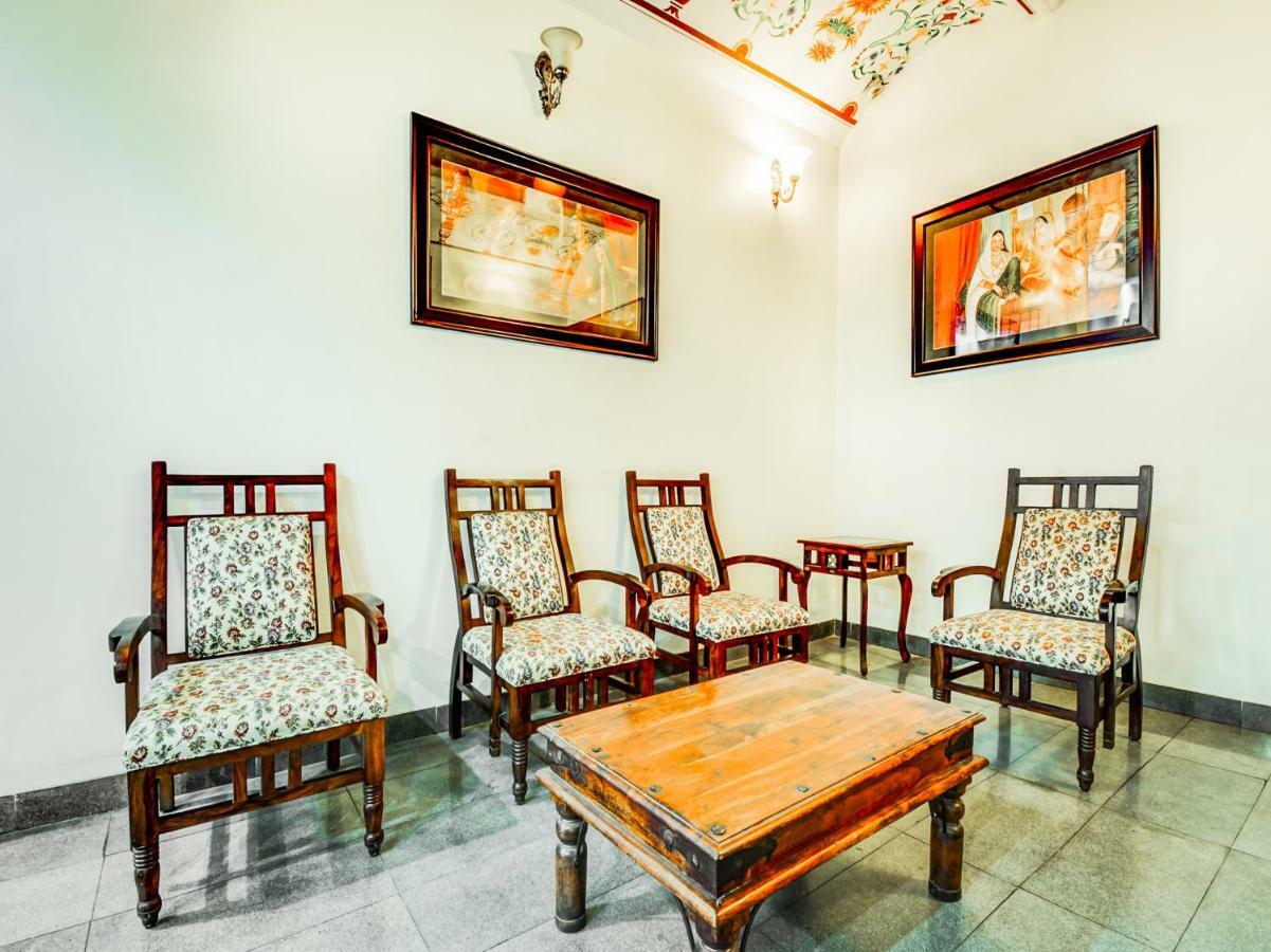 Oyo 22400 Lichana Haveli