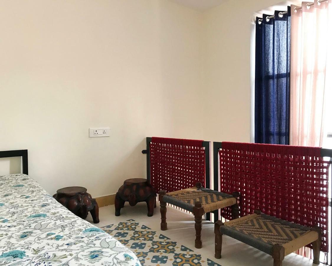 Jaisal Castle Homestay *
