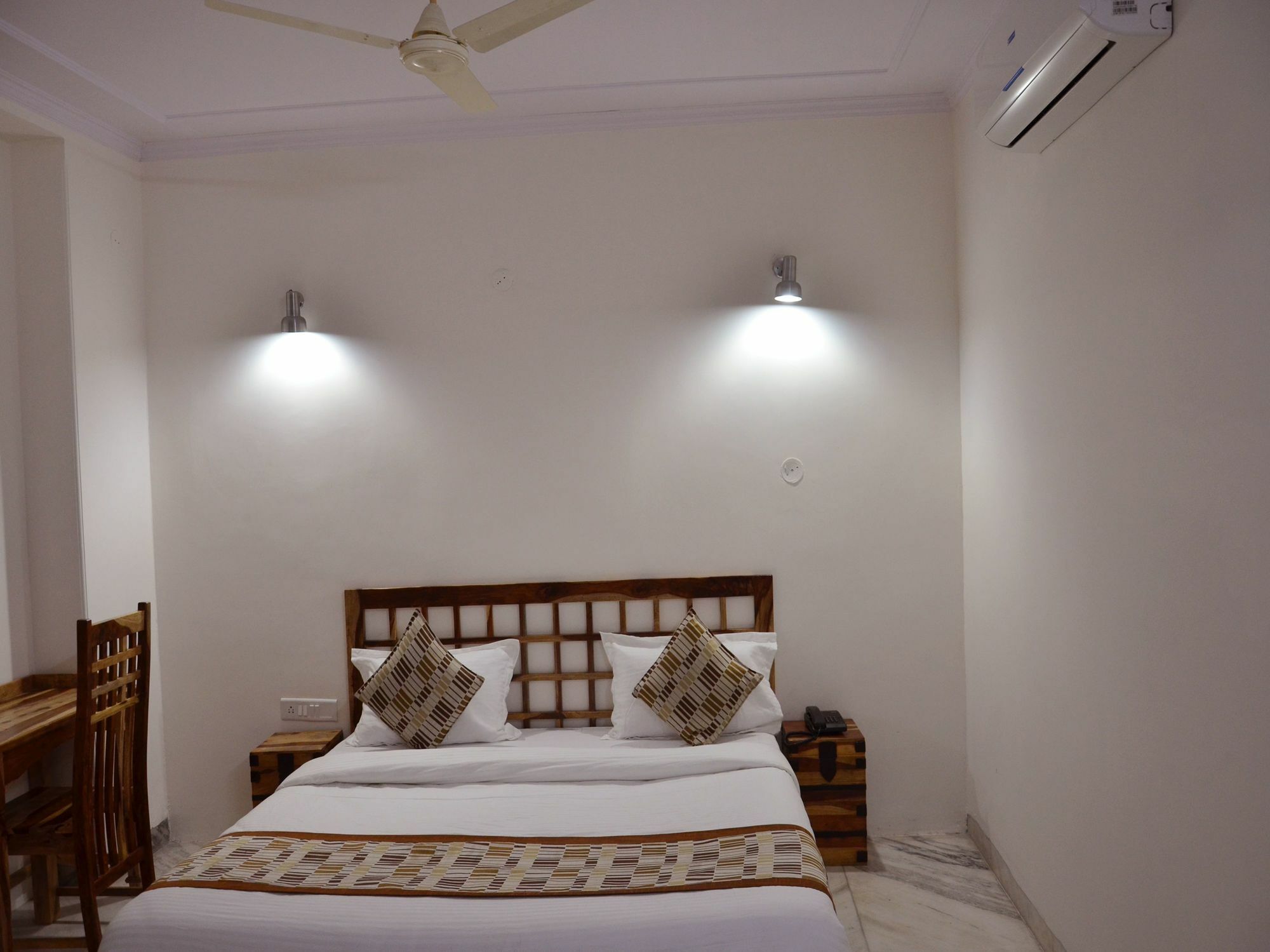 Gumaan Hotel 3*