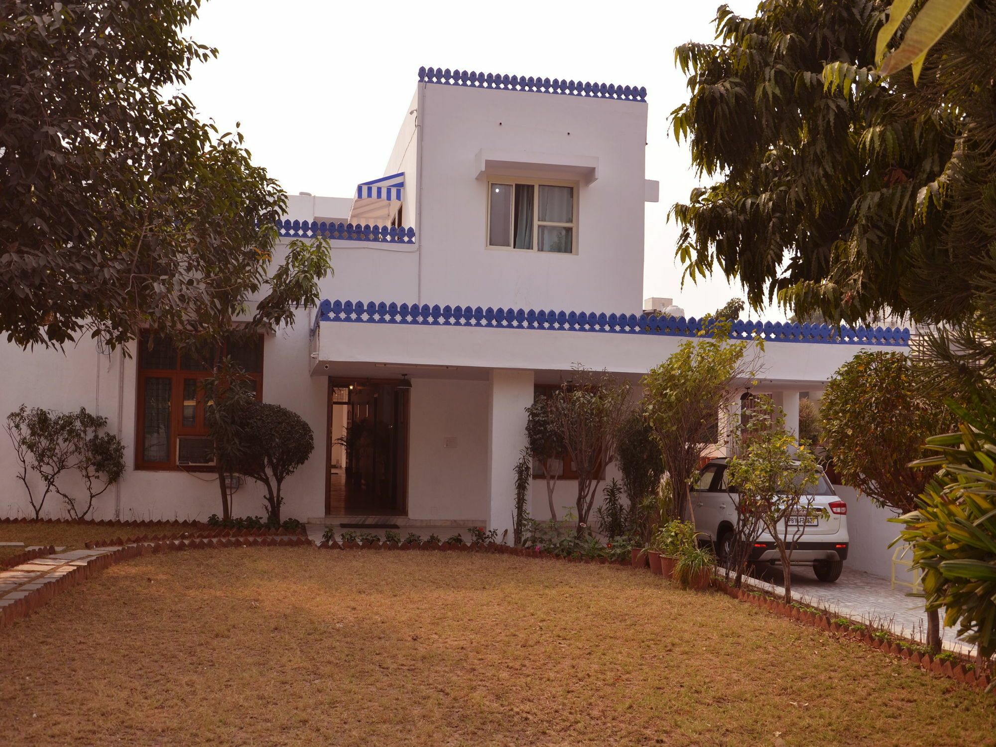 Gumaan Hotel 3*