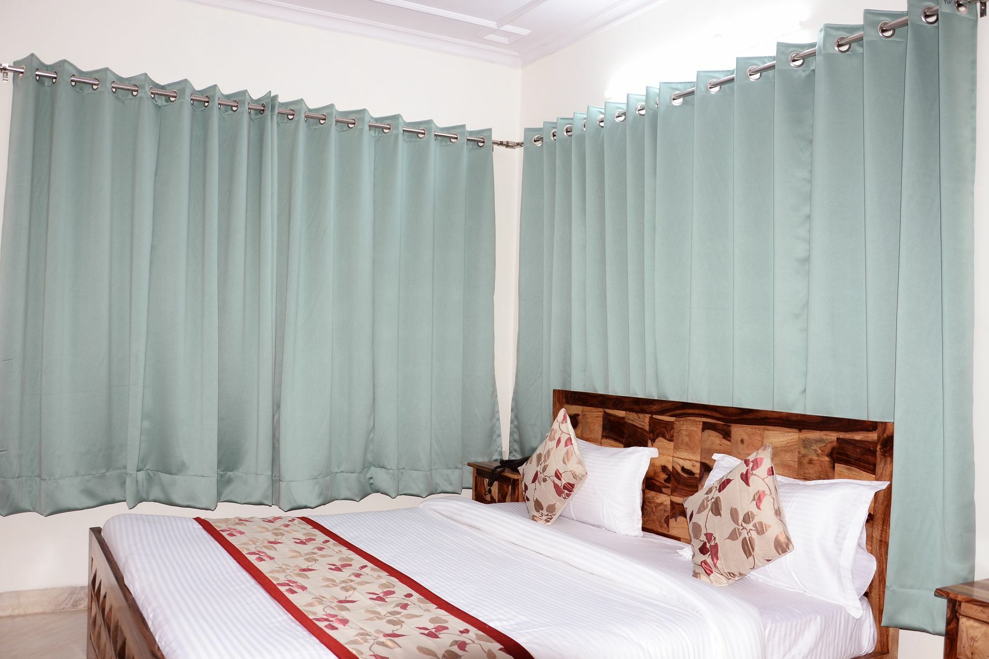 Hotel Gumaan 3*