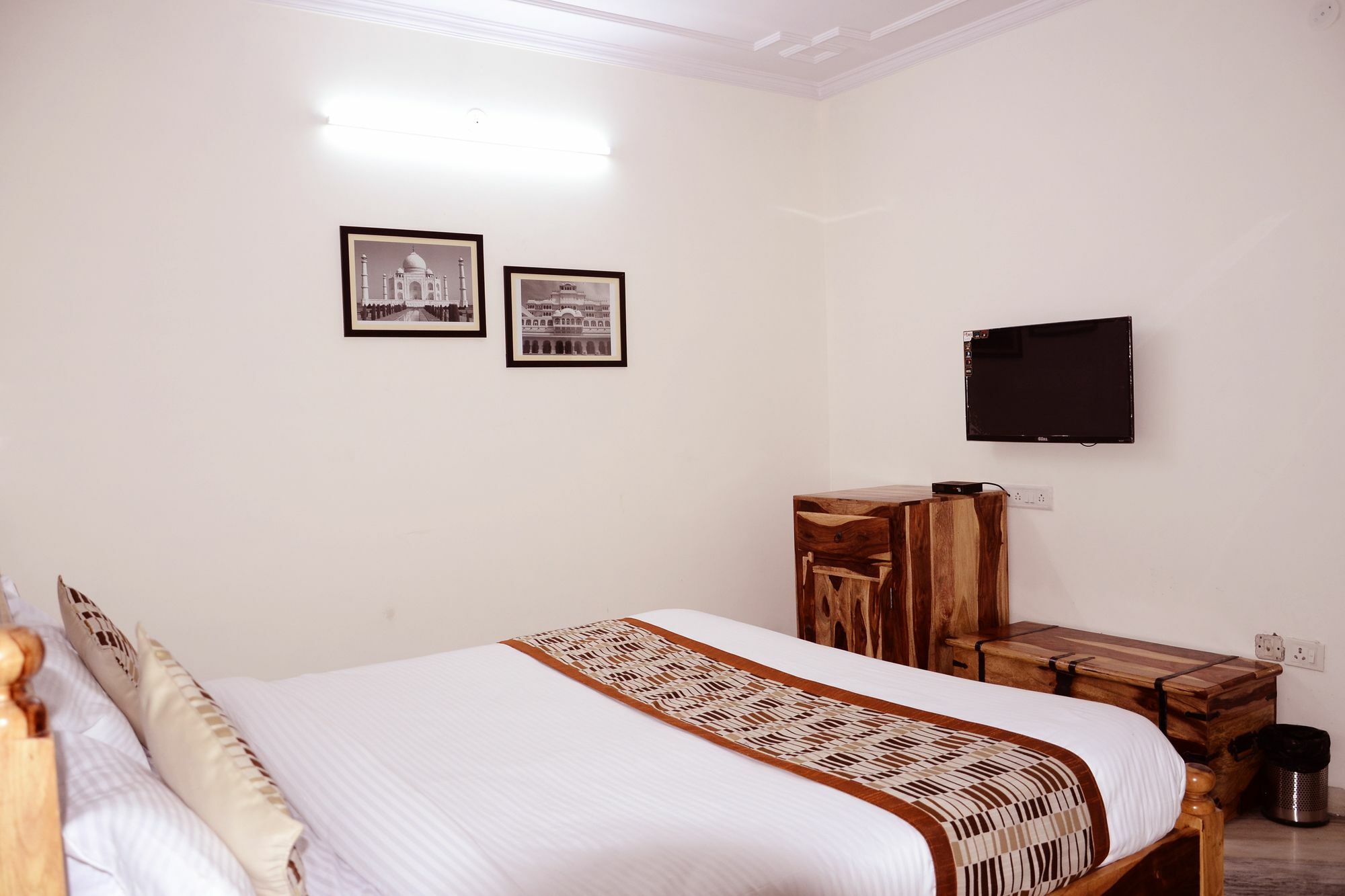 Gumaan Hotel 3*