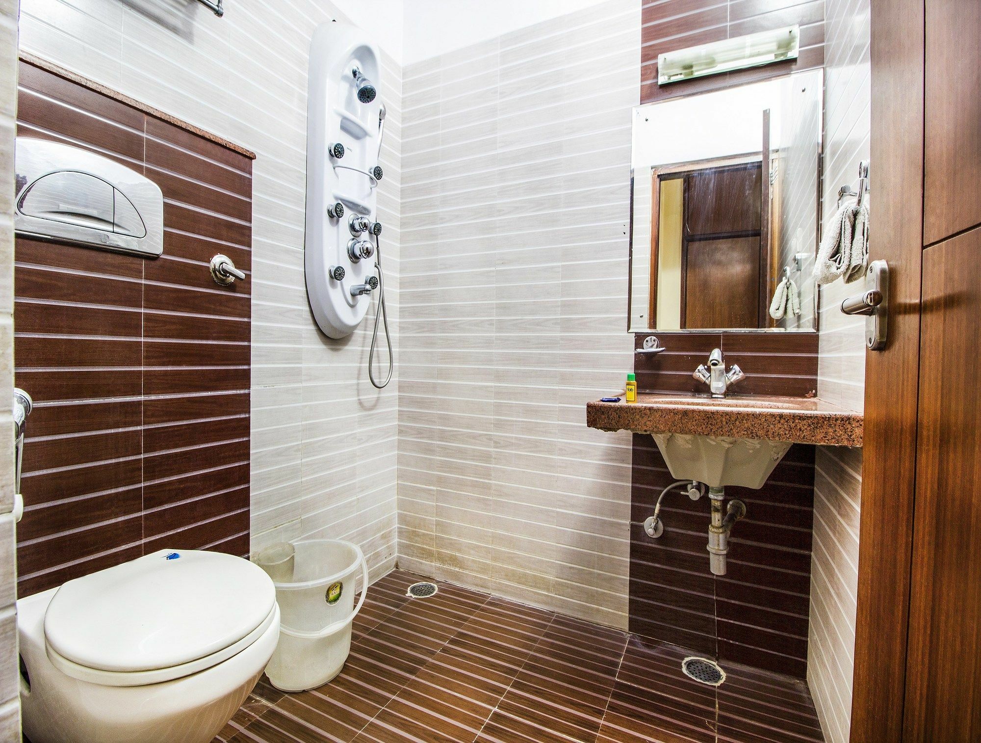 Fabhotel Royal Residency Airport Jaipur