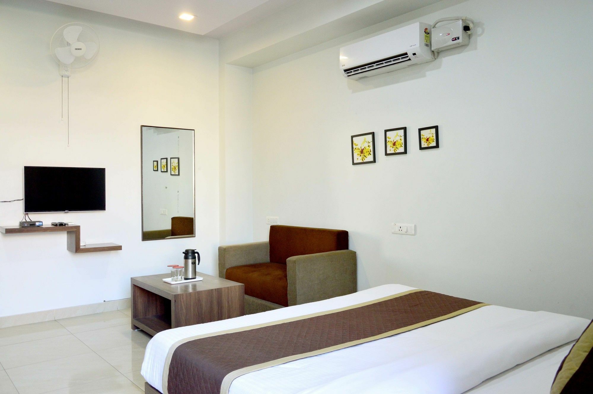 Hotel Oyo 6697 Lemon